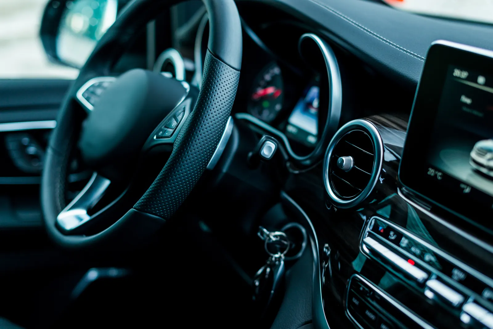 Intérieur soigné d'une voiture haut de gamme